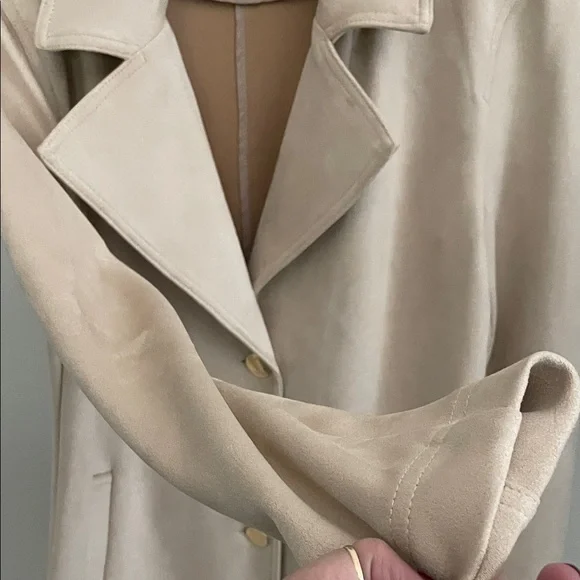 Kenneth Cole New York Women's Latte Trench Coat - Picture 11 of 11